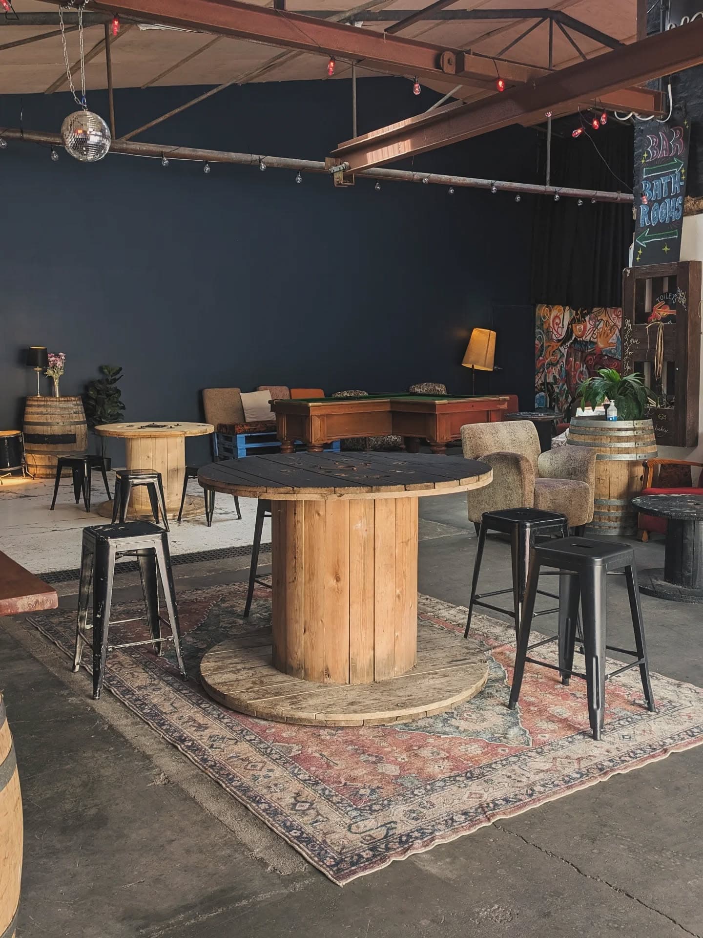 Bevs Interior